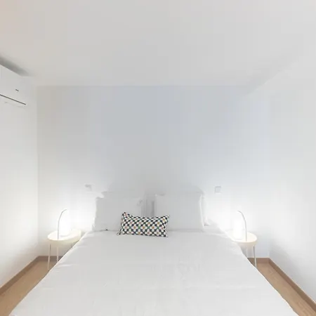 Host Wise - Urban Comfort House Oporto